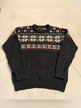 Inis Crafts Dark Gray Nordic Wool Sweater w/ Snowflake Pattern Fair Isle, sz M